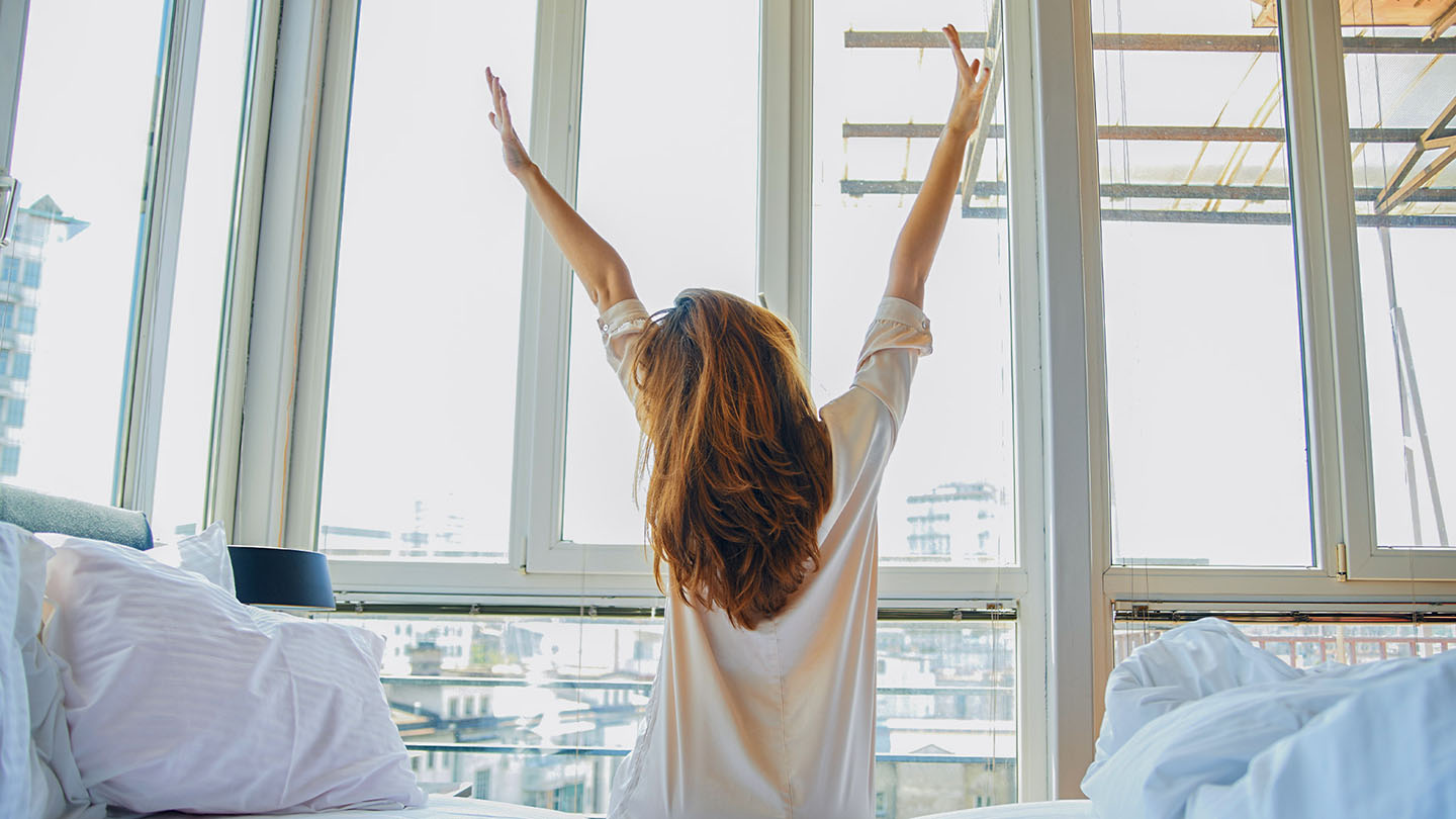 Zgjohuni pranë dritares; pushimi është çelësi i shërimit nga sëmundja.
